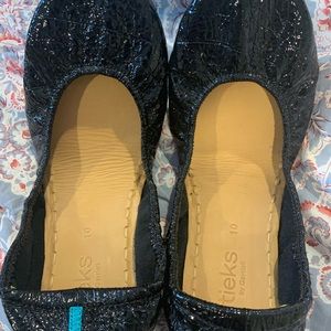 Obsidian Black Patents brand new never been worn size 10 Tieks!